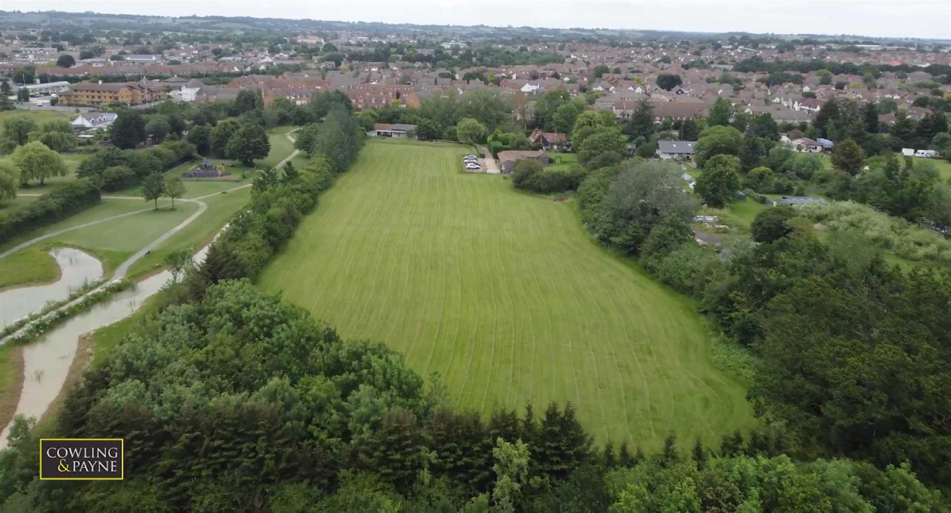 Cranfield Park Road, Wickford